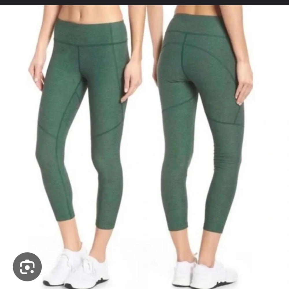 OUTDOOR VOICES 7/8 Workout Leggings Hunter Green Textured Compression XL